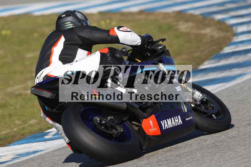 /Archiv-2023/02 31.01.-03.02.2023 Moto Center Thun Jerez/Gruppe blau-blue/backside